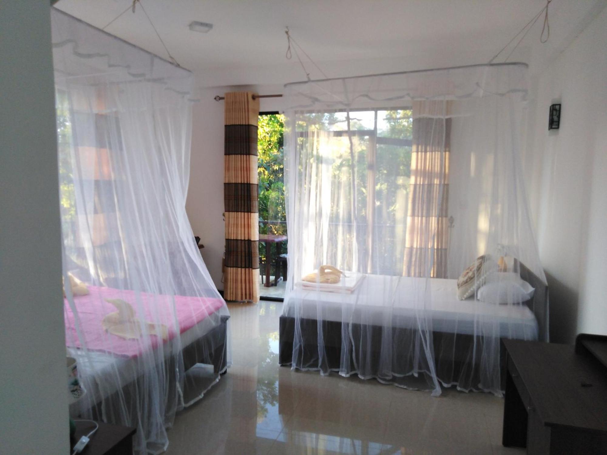 Littleadems View Bed & Breakfast Ella Room photo